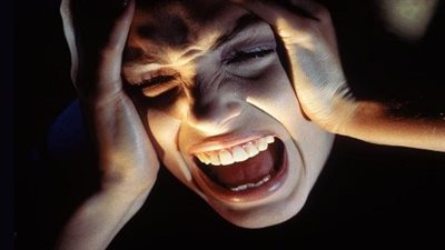 تفسير حلم اللطم في المنام وعلاقته بالتخلص من الهموم والمشاكل 