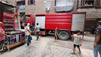 إخماد حريق في ورشة ملابس بمدرسة فنية للبنات بالدقهلية 