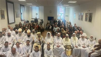 الأنبا أنتوني يترأس أول قداس في الكنيسة الجديدة ببلفاست الإيرلندية