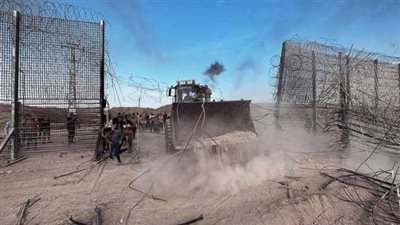 كتائب القسام تعلن اقتياد مجموعة جديدة من أسرى الاحتلال الإسرائيلي والعبور بهم لغزة