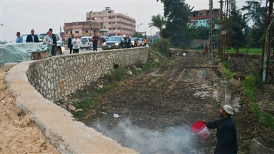 وزيرة البيئة تشكر مواطنا أطفأ حريقا للمخلفات (صور)