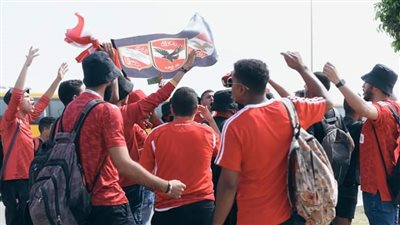 الدوري المصري، جماهير الأهلى فى طريقها إلى الإسكندرية لمساندة الفريق أمام الإسماعيلي