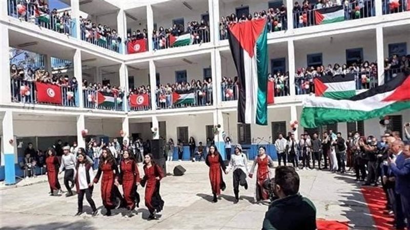 العلم الفلسطيني في