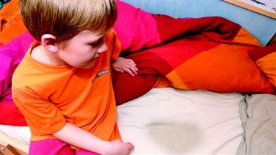 أسباب التبول اللاإرادي عند الأطفال والبالغين