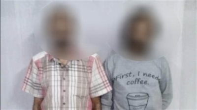 اعتقدوا أنه مرشد، توثيق سائق وتعذيبه أعلى سيارة نقل بالمطرية