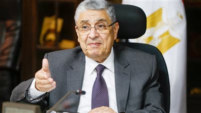 خطة الكهرباء للتوسع في إنتاج الطاقة النظيفة.. استهداف الوصول إلى 42% من الاستهلاك بحلول 2030.. والسماح للقطاع الخاص ببيع الطاقة للمستهلك لأول مرة