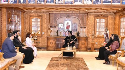 البابا تواضروس يستقبل اثنتين من السفيرات المصريات في رواندا