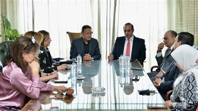 الأعلى للإعلام ينظم احتفالية لتوديع رئيس الحملة الانتخابية للسيسي (صور)  