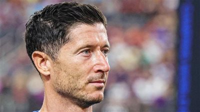 ليفاندوفسكي على رأس غيابات برشلونة المحتملة في الكلاسيكو أمام ريال مدريد 