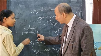 وكيل وزارة التربية والتعليم بالأقصر يتفقد إدارة الطود