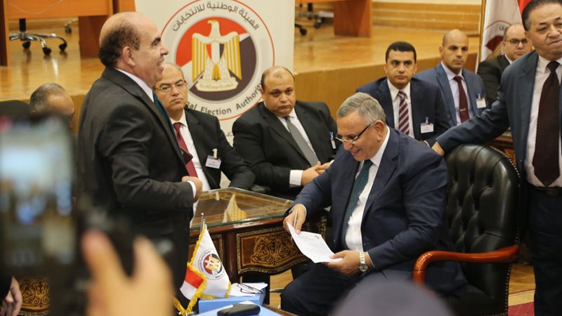 الدكتور عبد السند