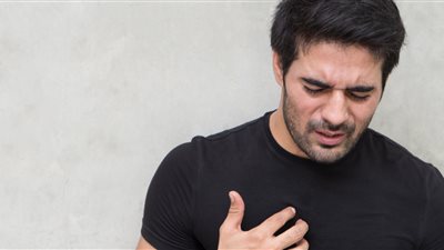  أعراض ارتجاع المريء، وأهم أسبابه 