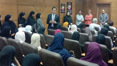رئيس جامعة بنها: توفير سبل الدعم والرعاية للطلاب الوافدين 