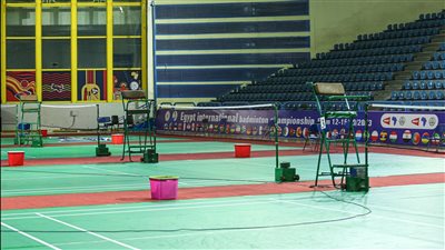 استاد القاهرة يتزين لاستضافة بطولة مصر الدولية للريشة الطائرة