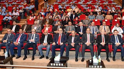 جامعة حلوان تكرم رموز حرب أكتوبر خلال احتفالية إرادة وطن 