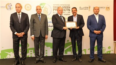 محافظ القاهرة يعلن المشروعات الفائزة بالمبادرة الوطنية للمشروعات الخضراء