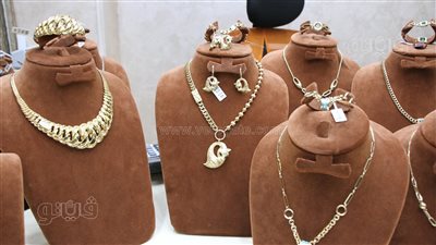 رحلة الذهب في 12 شهرًا.. 1140 جنيهًا زيادة بالجرام.. والبنوك المركزية تحدد أسعار المعدن الأصفر