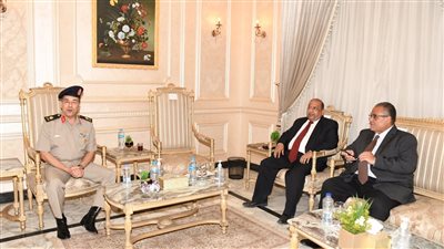 ختام فاعليات معرض الثقافات العسكرية بجامعة عين شمس 