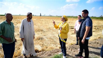 جولة مفاجئة لوزيرة البيئة بالبحيرة لمواجهة نوبات تلوث الهواء الحادة (صور)
