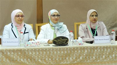 تمريض المنصورة تنظم دورة تدريبية للقبالة