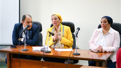وزيرة البيئة: ملف إدارة المخلفات على رأس أولويات الحكومة