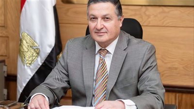 تشكيل لجنتين لفحص طلبات المتقدمين للوظائف الإدارية والفنية بجامعة بنها الأهلية