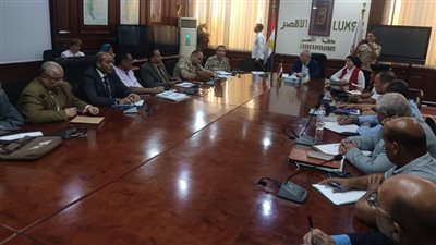 محافظ الأقصر يترأس الاجتماع التنسيقي لمجابهة الأزمات والكوارث