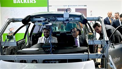 قدموا قرابة 100 براءة اختراع، مدبولي يشيد بالمهندسين المصريين العاملين في شركة فاليو العالمية