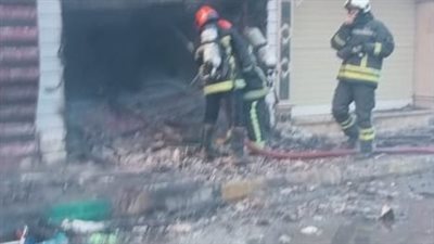 حريق هائل في محل ملابس بالعجمي (صور) 