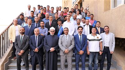 رئيس جامعة الأزهر يشارك في استقبال الطلاب المستجدين بكلية التربية الرياضية