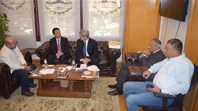 وفد صيني يزور غرفة القاهرة لبحث سبل جديدة لزيادة التبادل التجاري والاستثماري