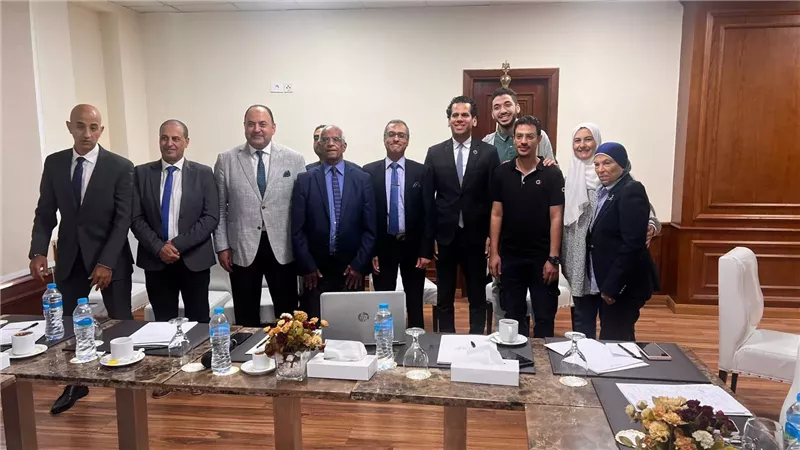 الشباب والرياضة تطلق