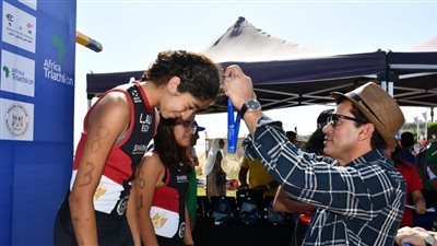 وزير الشباب والرياضة يشهد انطلاق البطولة الأفريقية الدولية للترايثلون المؤهلة لأوليمبياد باريس