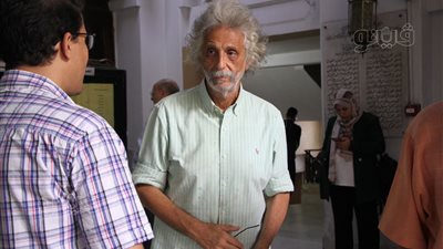 نقيب الأطباء يدلي بصوته في انتخابات التجديد النصفي بدار الحكمة (صور)