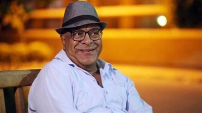 الشاعر عنتر هلال يطمئن الجمهور علي حالته الصحية بعد إجرائه عملية في القلب 