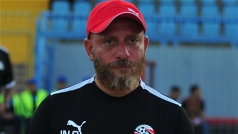 وائل رياض مدرب منتخب