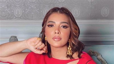 إطلالة أصالة بالعلم الفلسطيني تتصدر التريند 