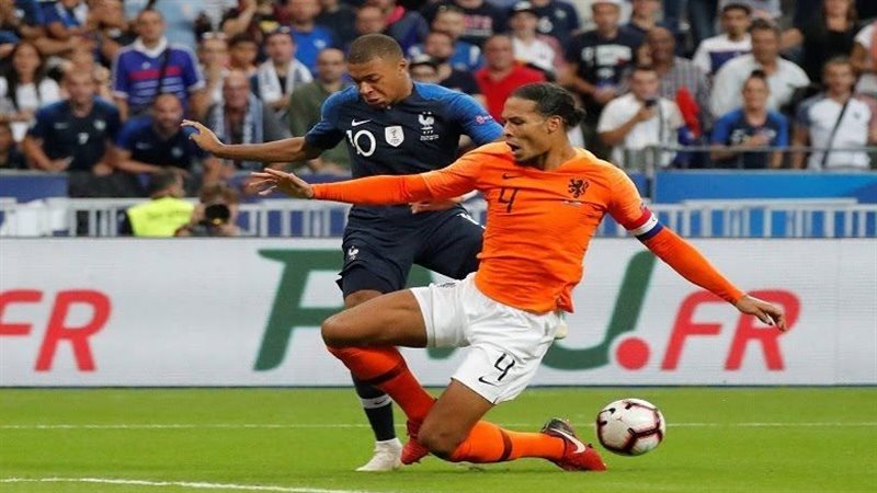 فرنسا وهولندا، فيتو