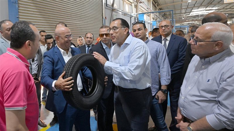 رئيس الوزراء يتفقد