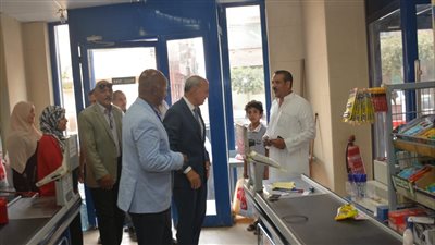 محافظ القليوبية يتابع موقف تطبيق مبادرة خفض السلع الأساسية بنسب تتراوح من 15 إلى 25%