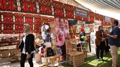 منصة أيادي مصر بالدقهلية تشارك في الملتقى التسويقي للتمور بالوادي الجديد 