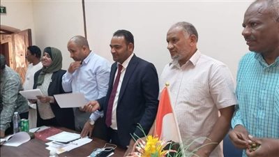 مديرية عمل الأقصر تختتم برنامج تدريب للفتيات على مهنة الخياطة