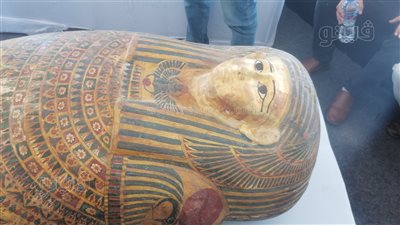 الكشف عن جبانة كبار موظفي وكهنة الدولة الحديثة بالمنيا (فيديو)