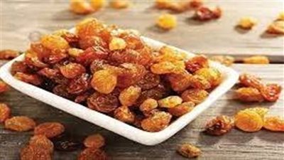 تفسير رؤية الزبيب في المنام وعلاقتها بانتهاء الخلافات الزوجية