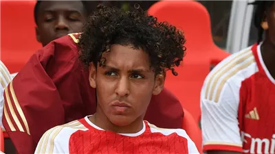 وقع أول عقد إحترافي، لاعب مصري جديد يخلف النني في صفوف أرسنال