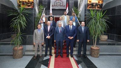 رئيس جامعة الزقازيق يستقبل وفد هيئة الاعتماد والرقابة الصحية
