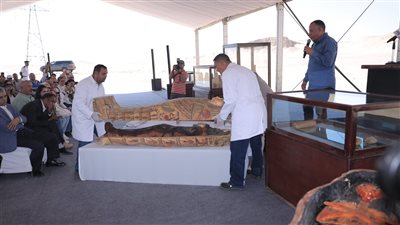 كشف أثري لجبانة كبار موظفي وكهنة الدولة الحديثة في المنيا (صور)