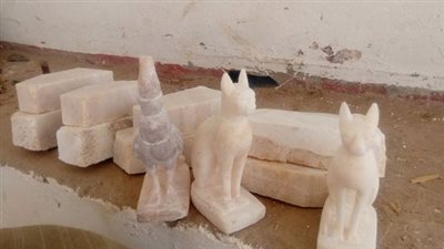 أول قرار ضد عاطل بحوزته 16 تمثالا فرعونيا مقلدا للنصب على المواطنين