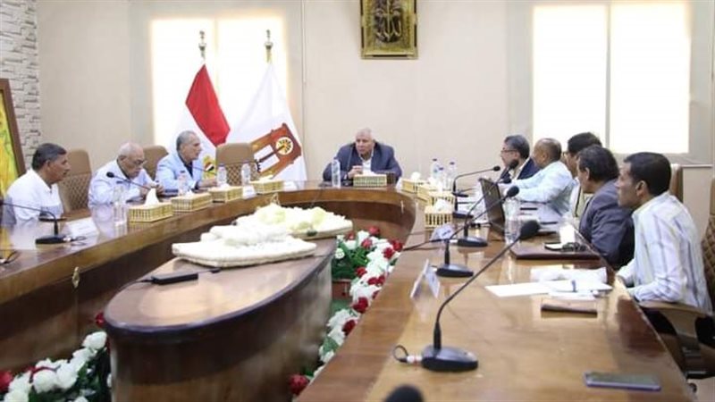 خبراء الحرير الطبيعي