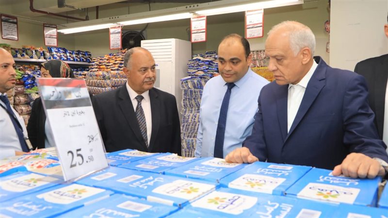 محافظ الجيزة في جولة